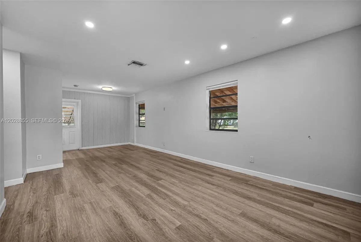 130 NE 171st Ter, Miami, FL 33162 - #1