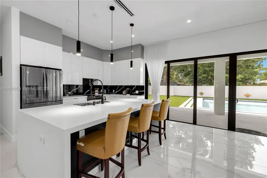 152 NW 165th St, Miami, FL 33169 - #3