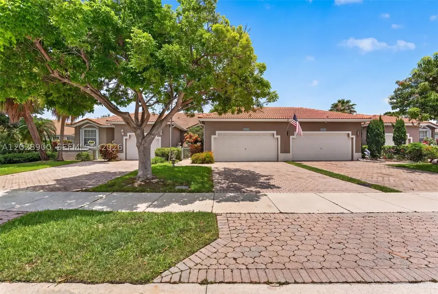 2411 Aragon Blvd #2, Sunrise, FL 33322 - #2