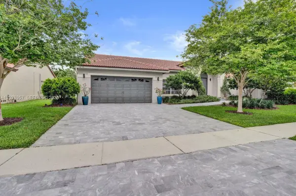 13331 NW 11th Ln, Sunrise, FL 33323