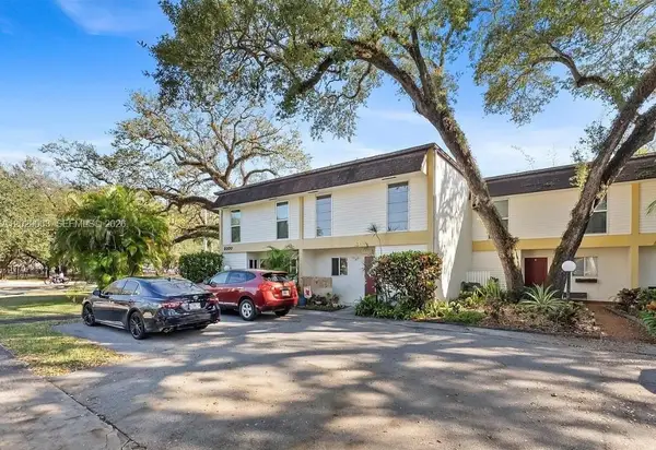 3300 Atlanta St #15B, Hollywood, FL 33021
