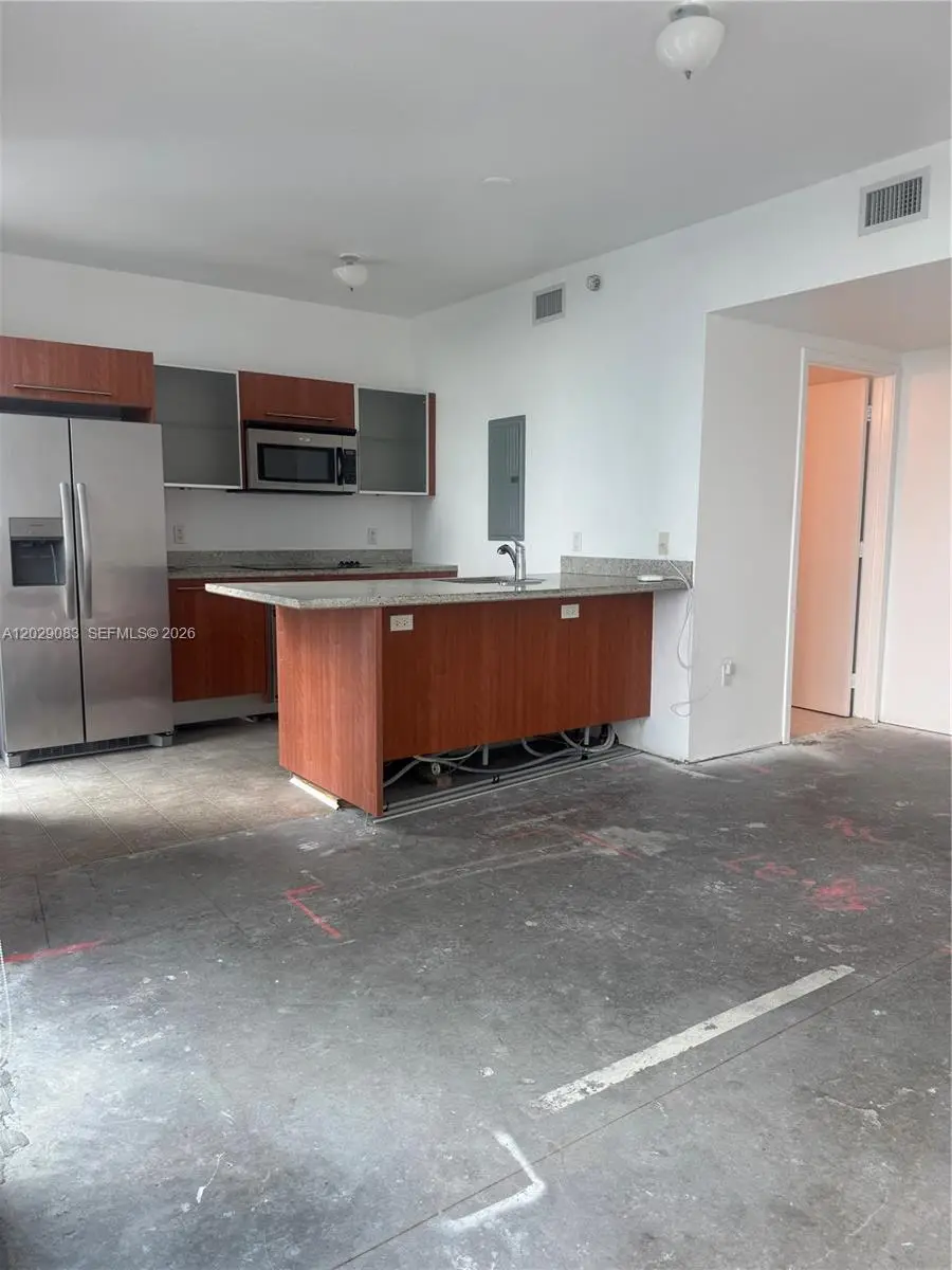 185 SW 7th St #3900, Miami, FL 33130 - #2