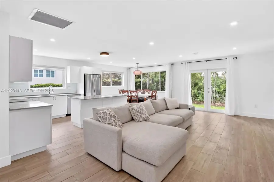 809 Milan Ave., Coral Gables, FL 33134 - #2