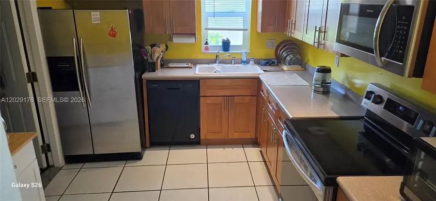 7715 SW 9th St, North Lauderdale, FL 33068 - #2