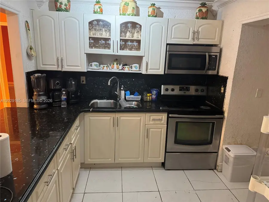 2110 Funston St, Hollywood, FL 33020 - #3