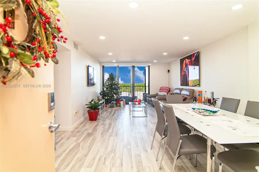 2500 NE 135th St #B508, North Miami, FL 33181 - #3