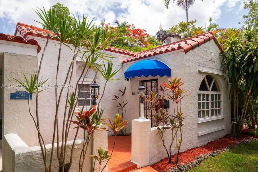 732 Majorca Ave, Coral Gables, FL 33134 - #2