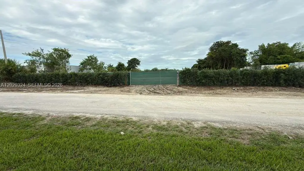 Sw 213th Ave, Miami, FL 33187 - #1