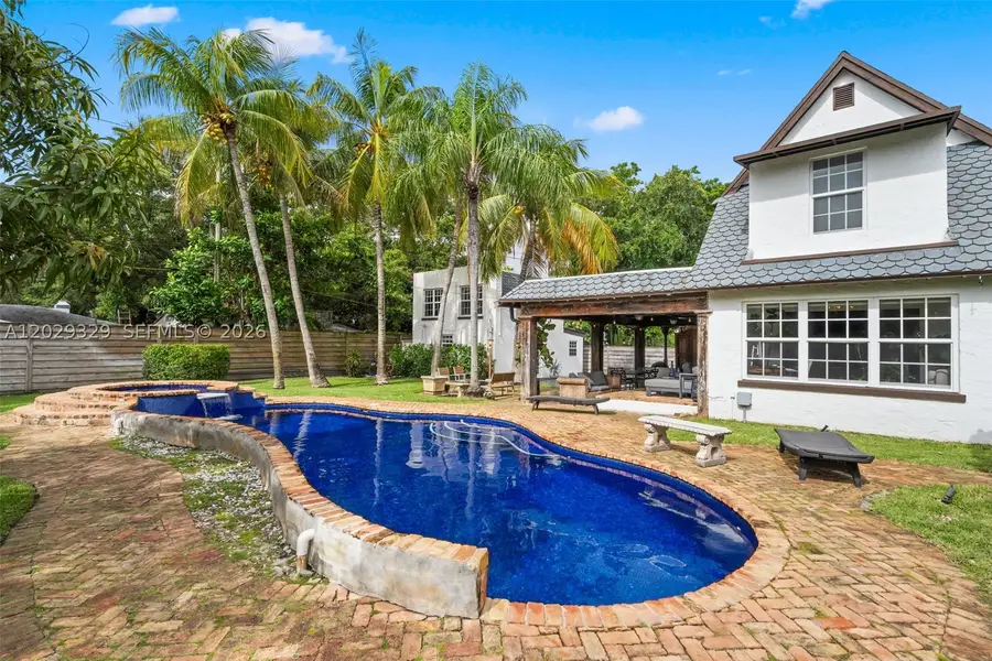 646 NE 81st St, Miami, FL 33138 - #2