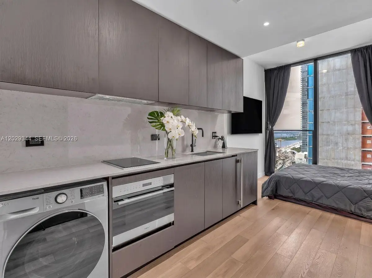 20 NE 11th St #2606A, Miami, FL 33132 - #1