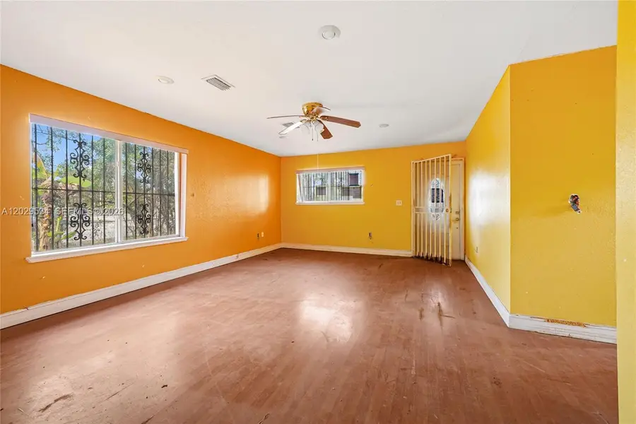 546 NW 8th Ave, Homestead, FL 33030 - #2