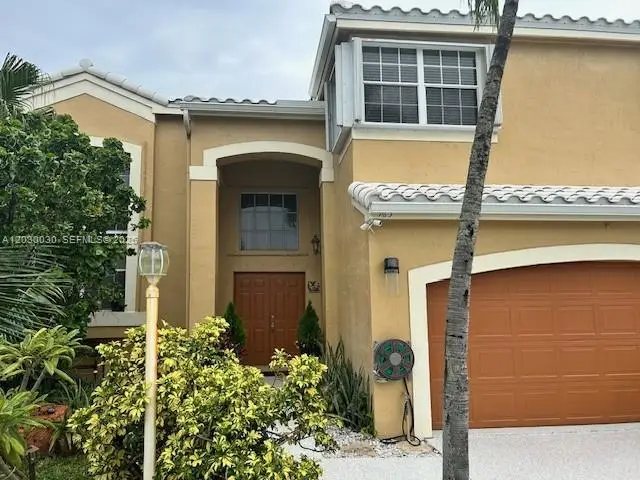 965 SW 102nd Ter, Pembroke Pines, FL 33025 - #2
