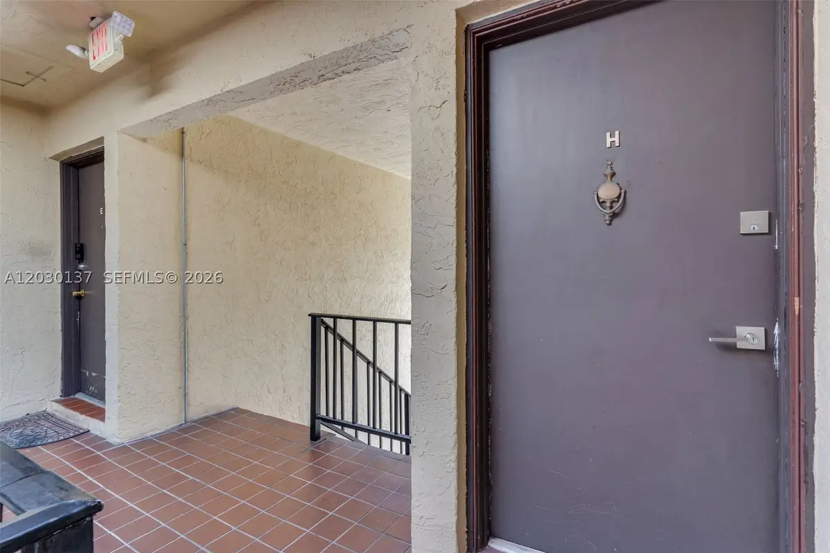 13726 SW 90th Ave #28, Miami, FL 33176 - #1