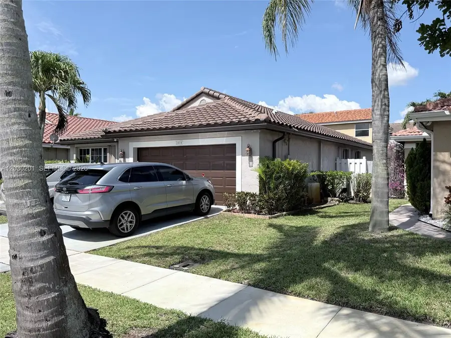 2010 NW 182nd Ter, Pembroke Pines, FL 33029 - #3
