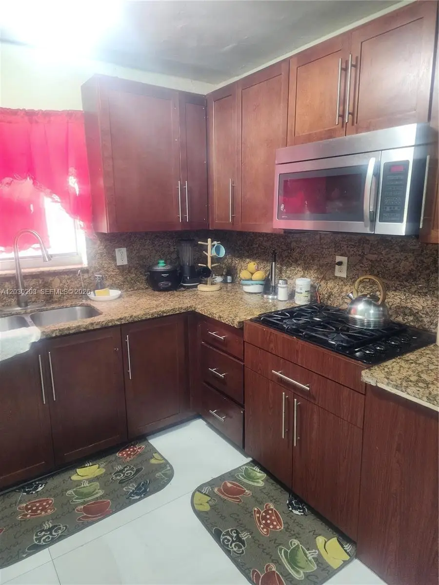 2130 NW 92nd St, Miami, FL 33147 - #2