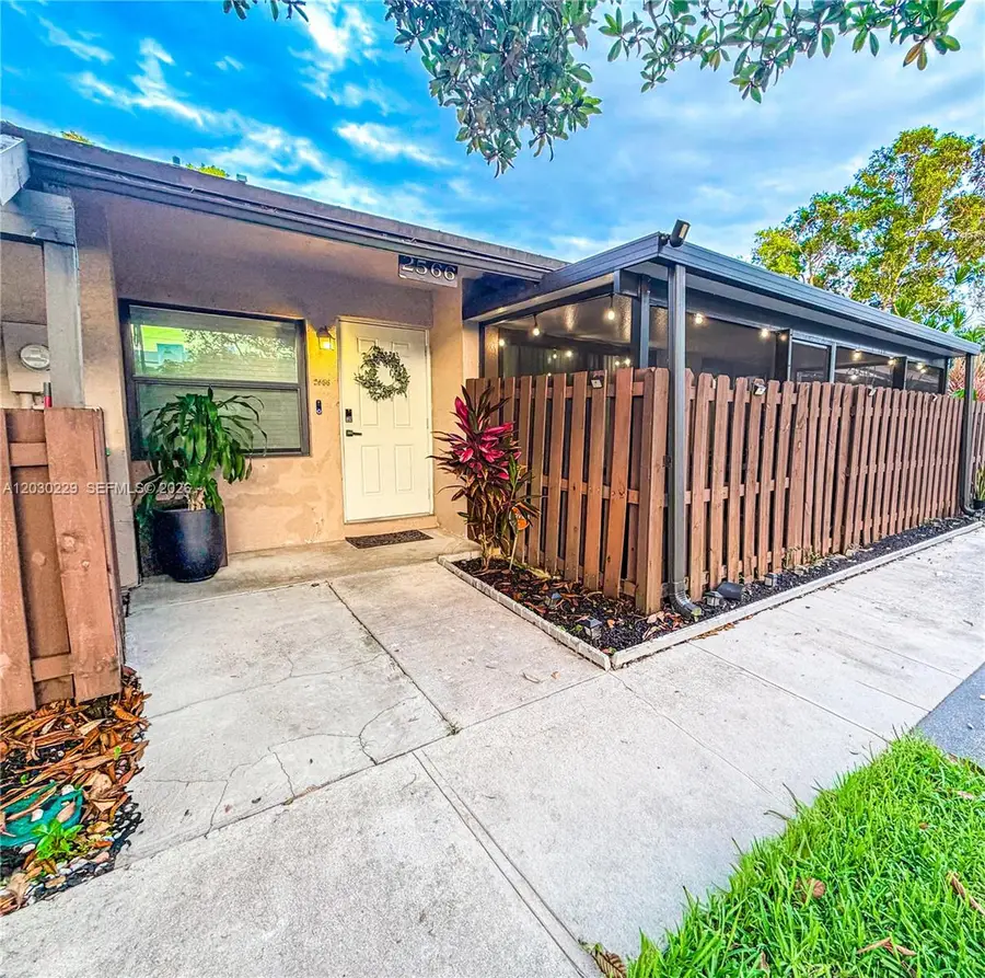 2566 N Nob Hill Rd, Sunrise, FL 33322 - #2