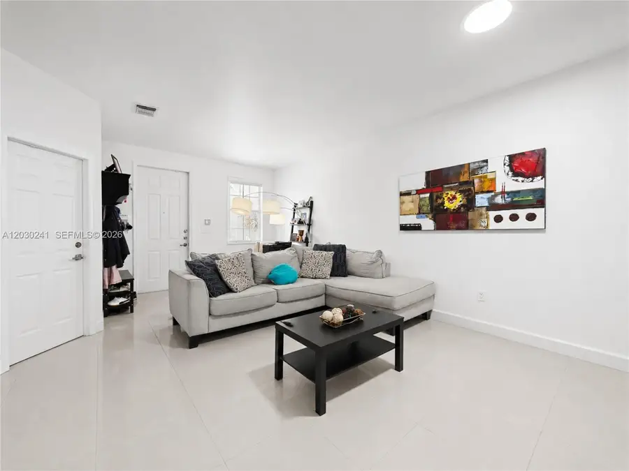 10918 NW 78th Ter, Doral, FL 33178 - #3