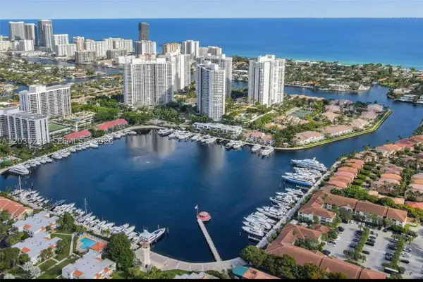 21050 Point Pl #2601, Aventura, FL 33180