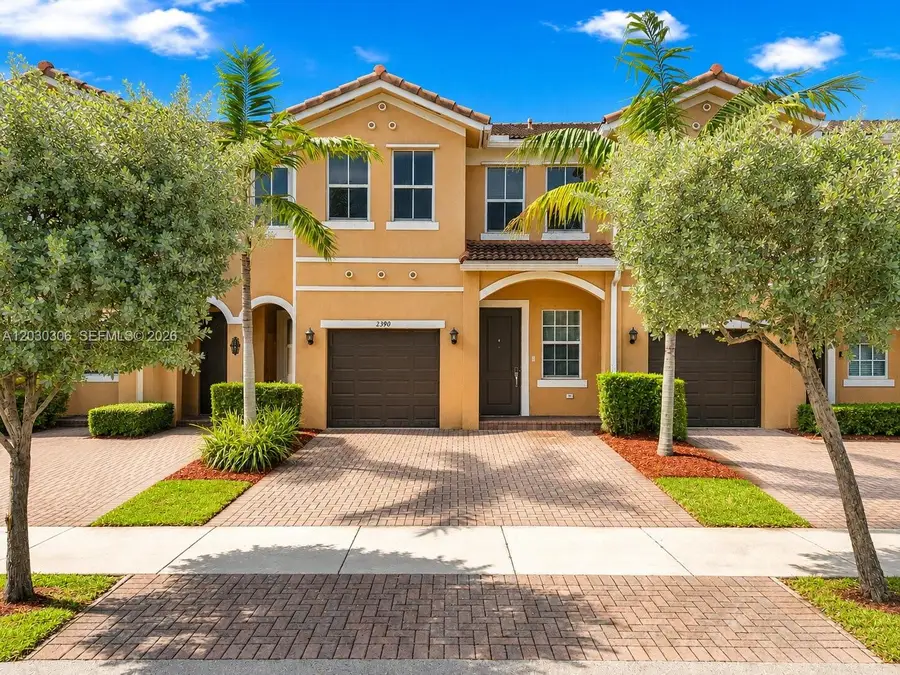 2390 SE 15th St, Homestead, FL 33035 - #2