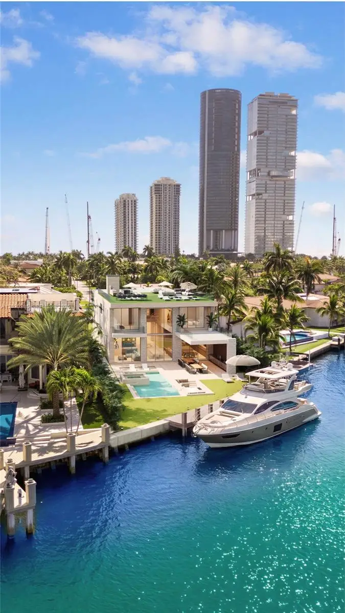 18800 N Bay Rd, Sunny Isles Beach, FL 33160 - #1