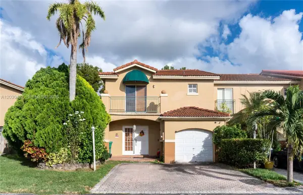 7081 SW 158th Ct, Miami, FL 33193