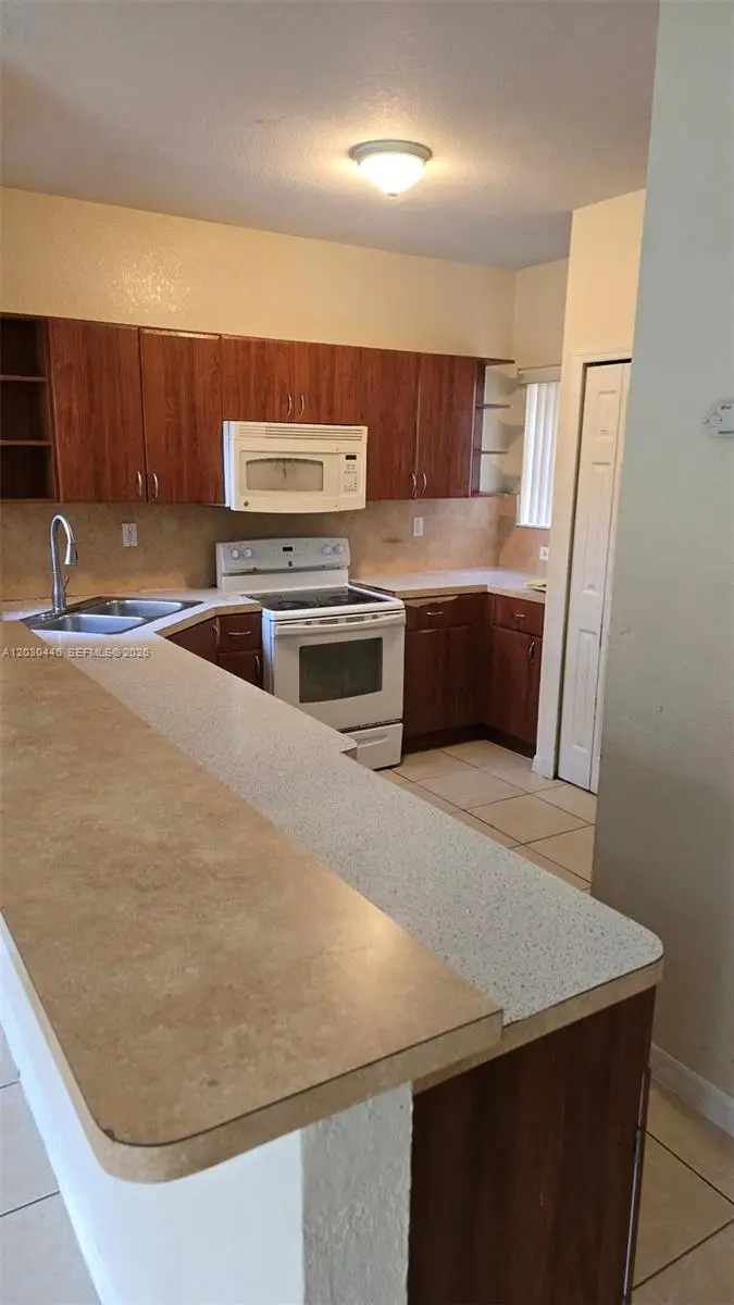 671 SW 10th St, Florida City, FL 33034 - #3