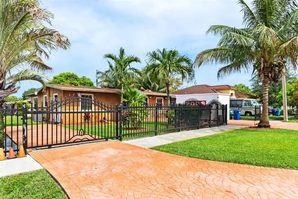 15600 NW 37th Pl, Miami Gardens, FL 33054