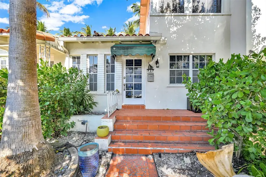 1605 Michigan Ave #929, Miami Beach, FL 33139 - #2