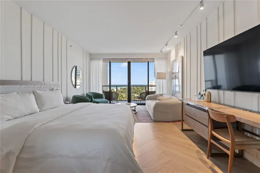 2201 Collins Ave #707, Miami Beach, FL 33139 - #2