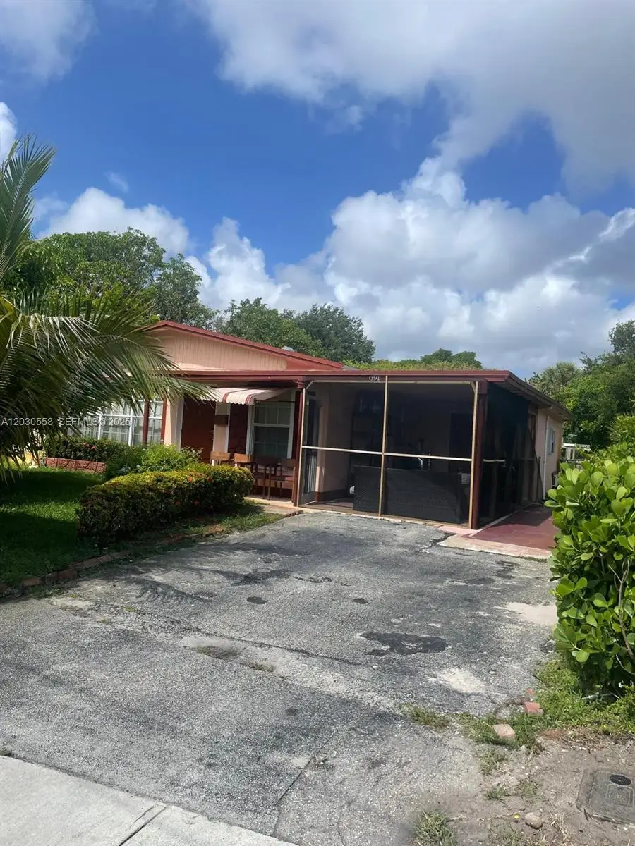691 NW 20th Ct, Pompano Beach, FL 33060 - #1