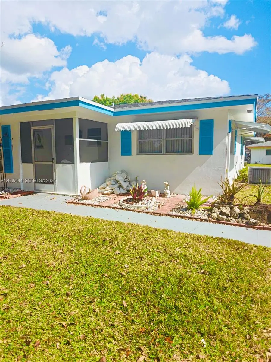1140 NW 85th Ave, Plantation, FL 33322 - #1