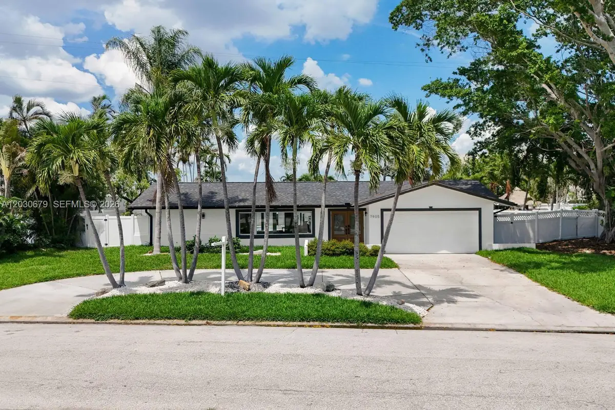 7905 9th Ave S, Saint Petersburg, FL 33707 - #1