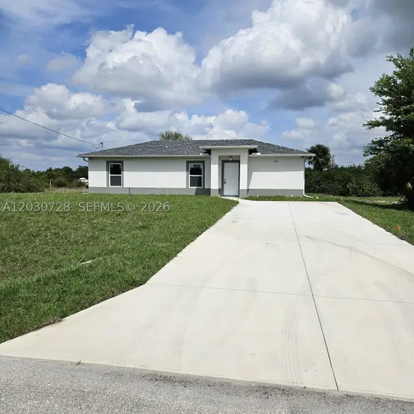 3819 3rd St W, Lehigh Acres, FL 33971