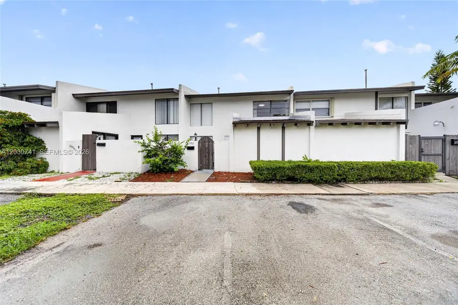 6912 SW 110th Ave, Miami, FL 33173 - #2
