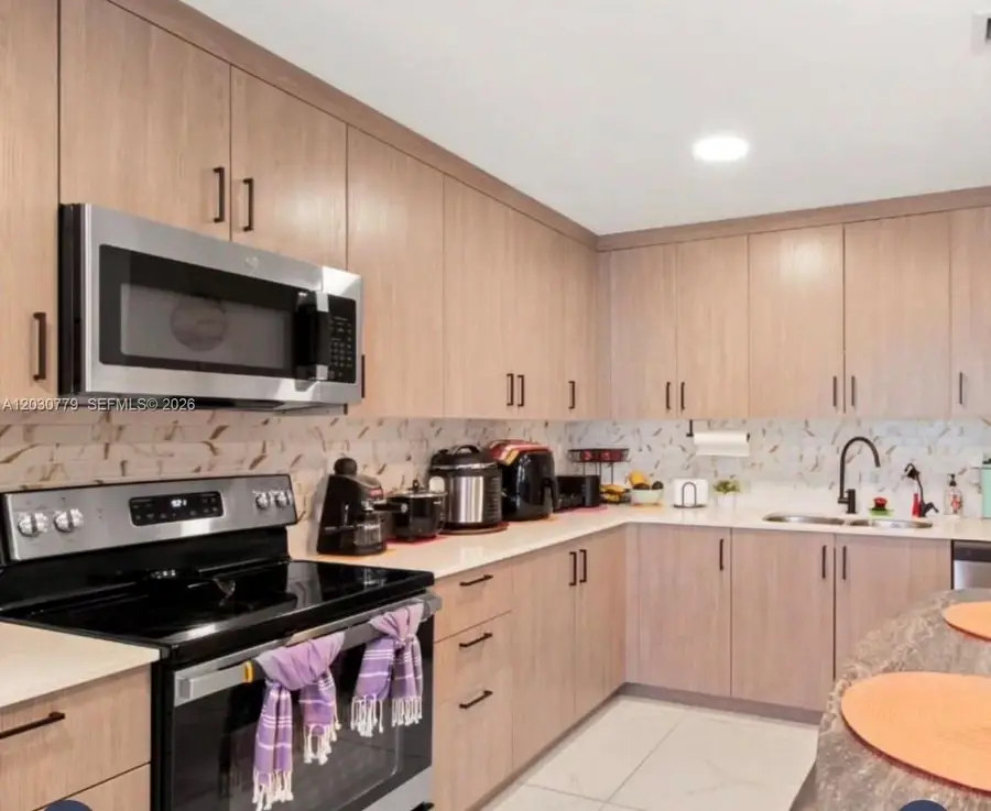 25813 SW 144th Ave, Homestead, FL 33032 - #2