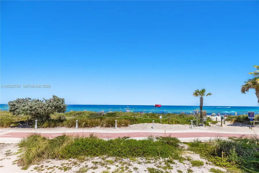 5445 Collins Ave #1506, Miami Beach, FL 33140 - #2