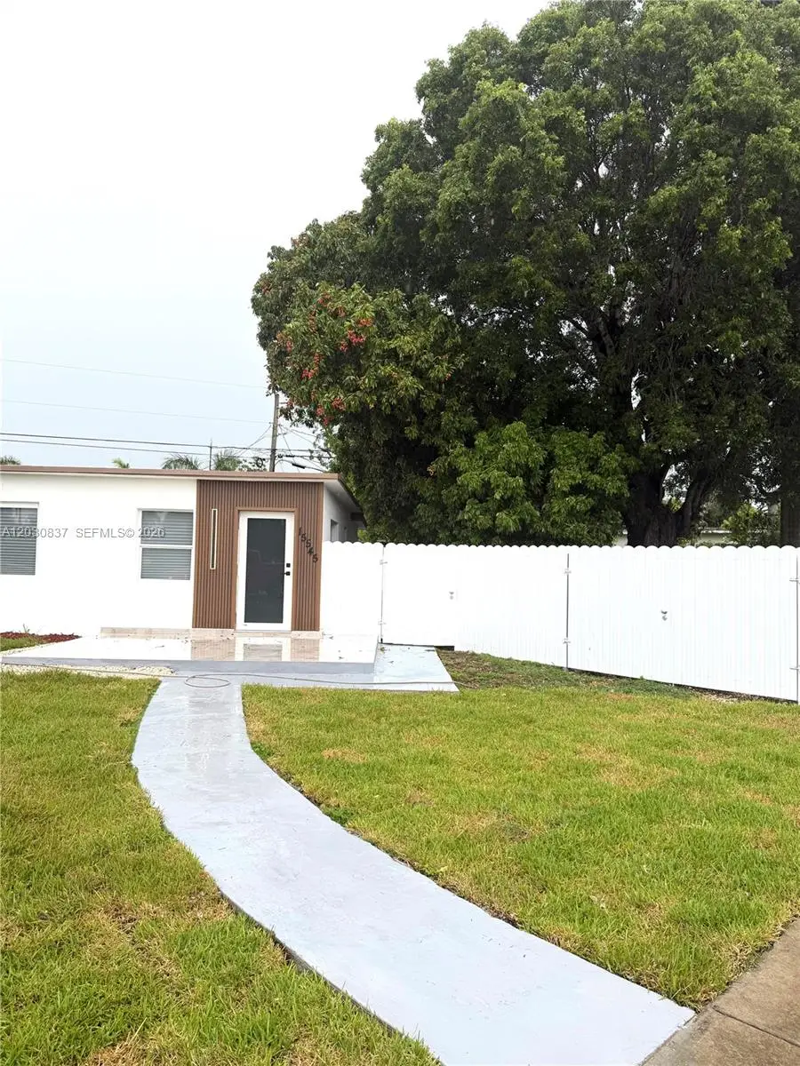 15545 Leisure Dr, Homestead, FL 33033 - #3