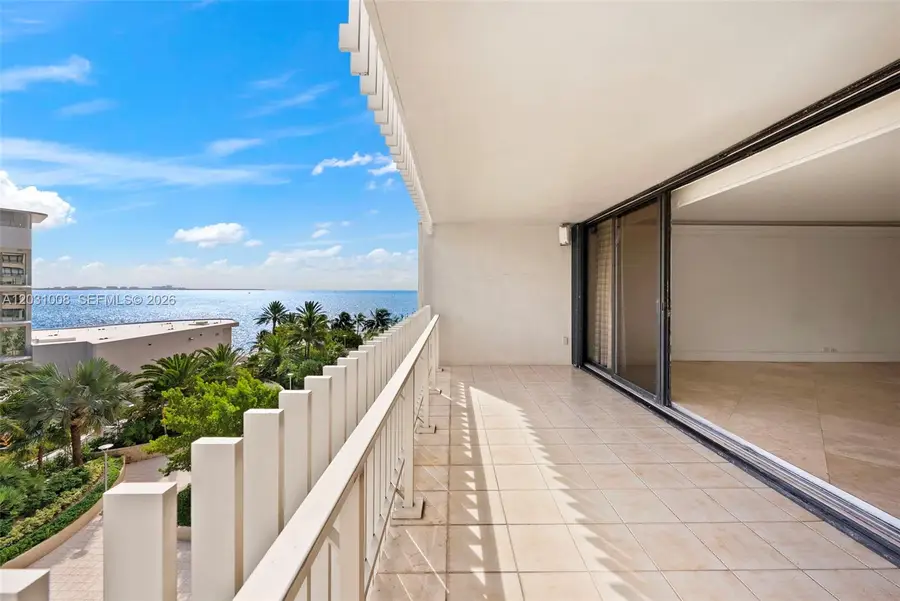 3 Grove Isle Dr #C605, Miami, FL 33133 - #3