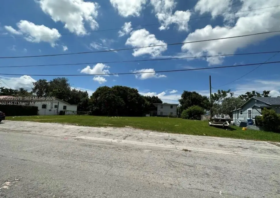 1624 NW 60th St, Miami, FL 33142 - #1