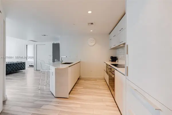 1300 S Miami Ave #3709, Miami, FL 33130