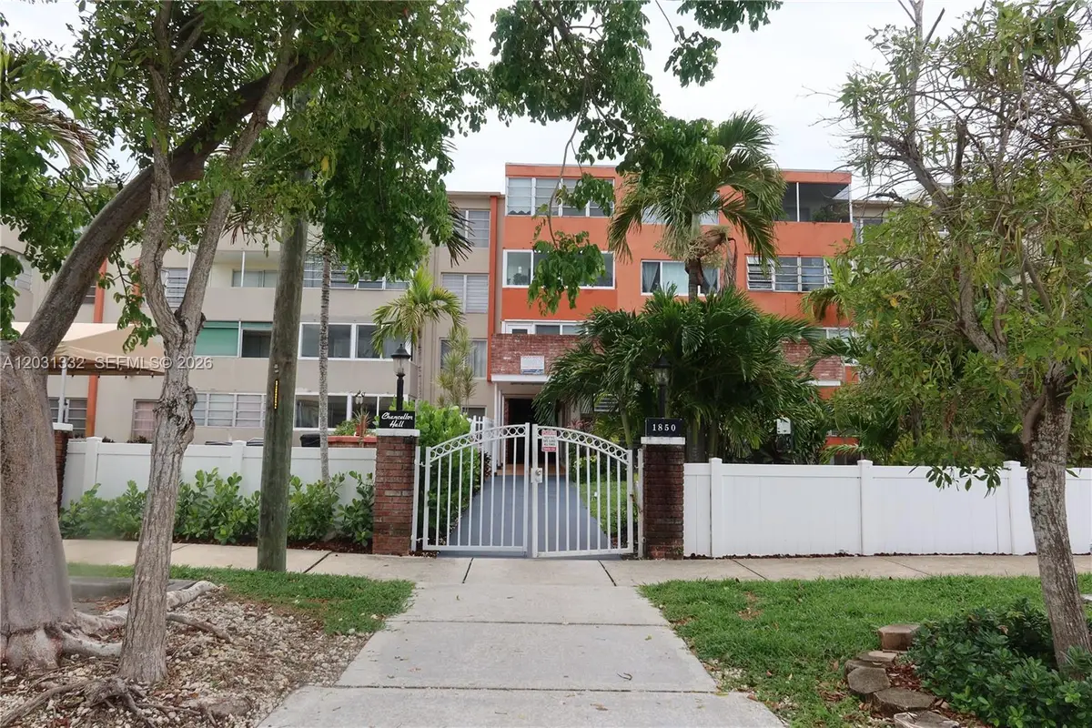 1850 NE 169th St #312, North Miami Beach, FL 33162 - #1