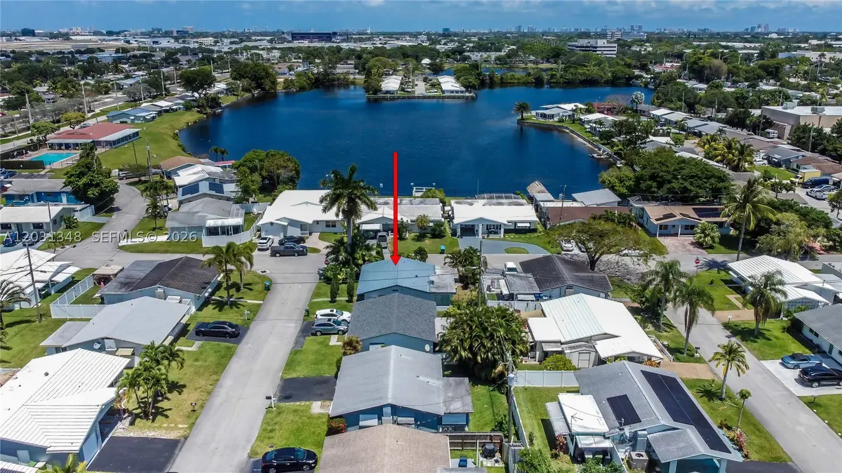 2700 NW 52nd Ct, Tamarac, FL 33309 - #1