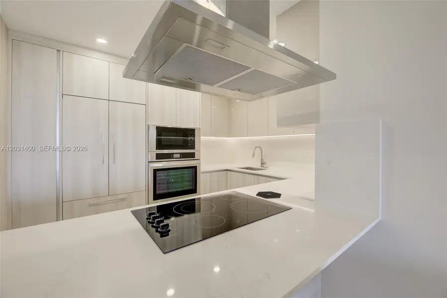 600 Three Islands Blvd #403, Hallandale Beach, FL 33009 - #3