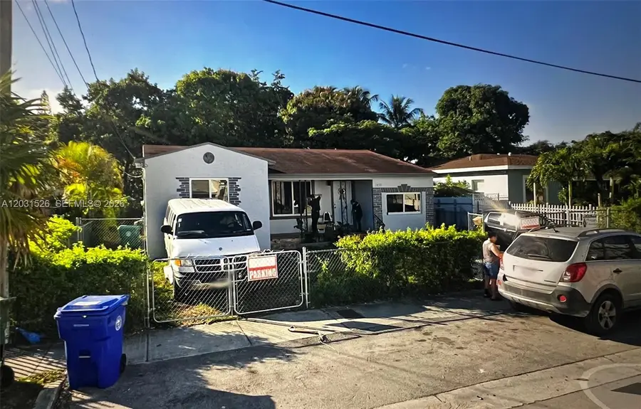 1450 NW 35th St, Miami, FL 33142 - #2
