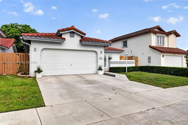 11038 SW 148th Pl, Miami, FL 33196