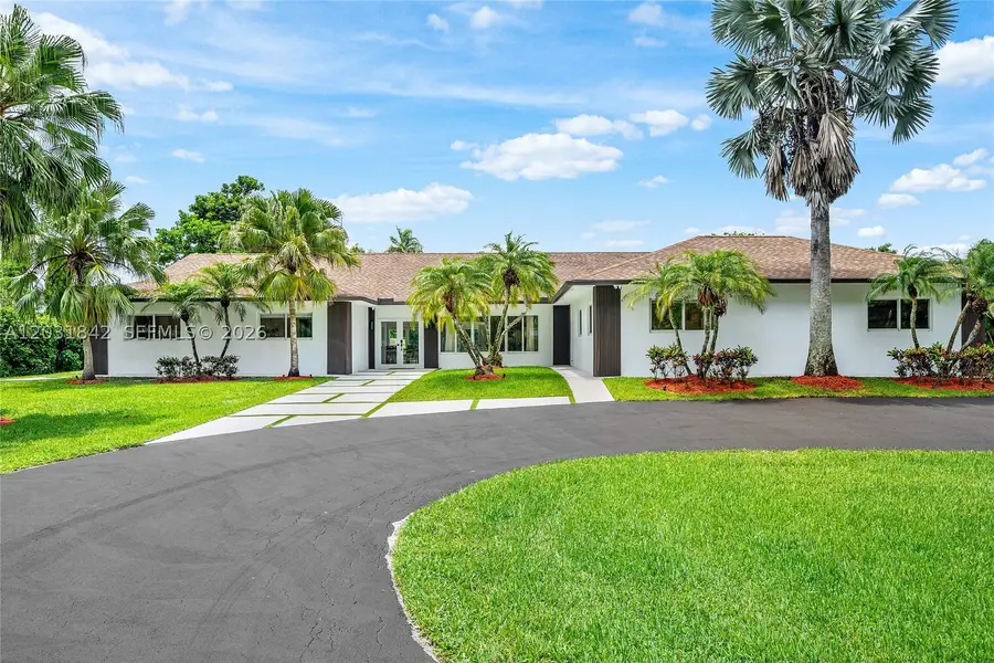 13900 Mustang Trl, Southwest Ranches, FL 33330 - #2