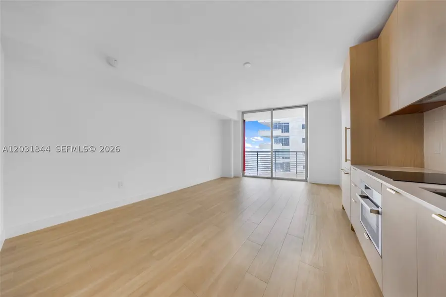 90 NE 32 #1013, Miami, FL 33137 - #2