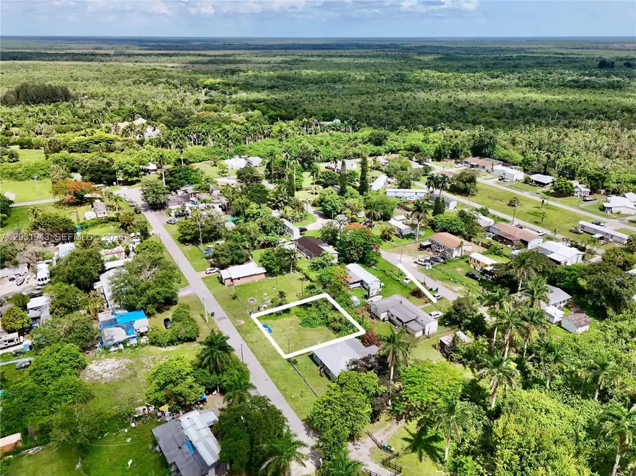 238 Old Train Ln, Other, FL 34137 - #2