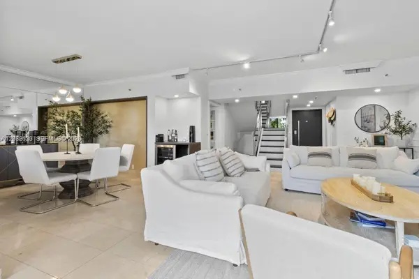 520 Brickell Key Dr #A307, Miami, FL 33131