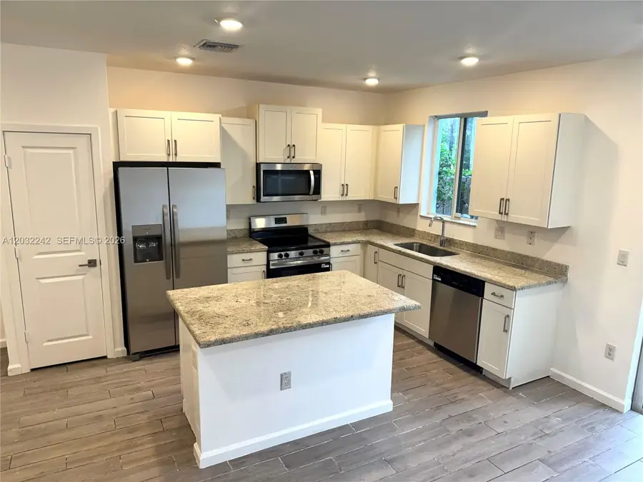 1019 SE 24th Ter, Homestead, FL 33035 - #3